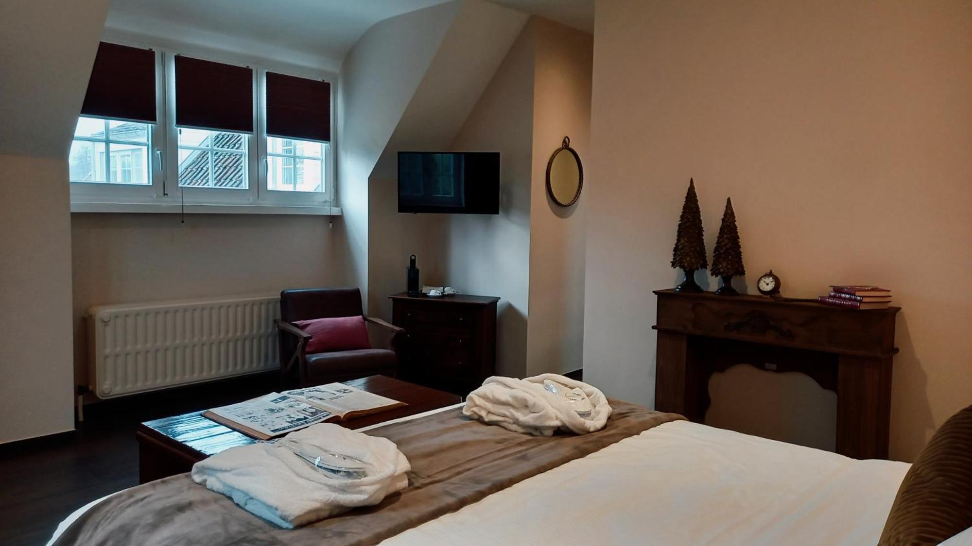 Chambres D'Hotes - Au Clos D'Amande Lasne 部屋 写真